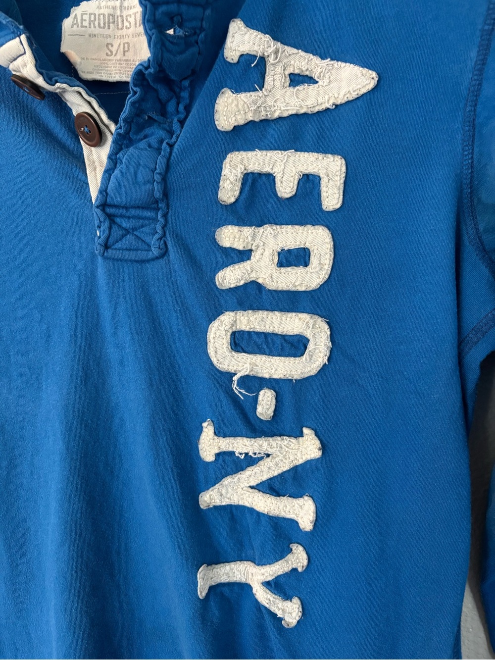 Aeropostale Blue Henley Shirt with White Vertical Logo - Picture 5 of 5